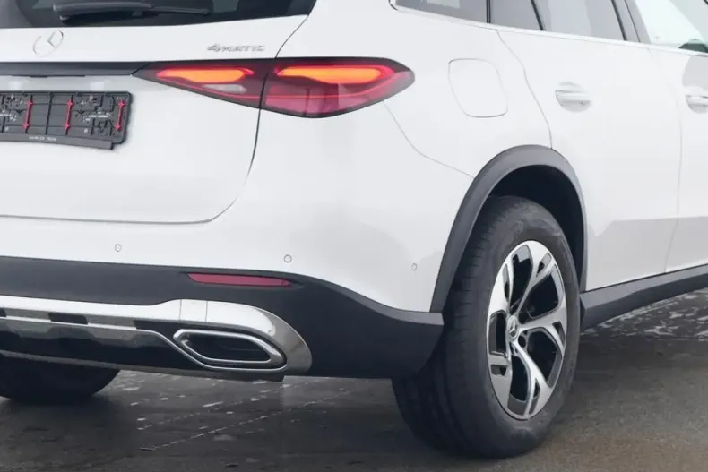 Mercedes-Benz GLC 300 (Clasa GLC) din 2024 cu 17.771 km - oferta MER217228 - foto 4