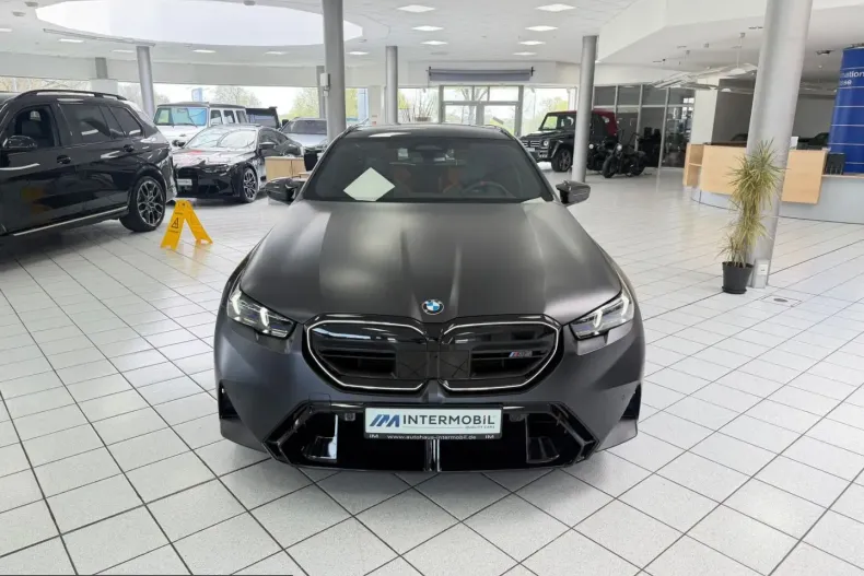 BMW M5 (Seria 5) din 2025 cu 12.527 km - oferta BMW217232 - foto 2
