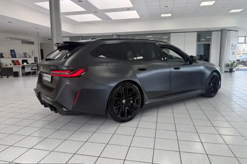 BMW M5 (Seria 5) din 2025 cu 12.527 km - oferta BMW217232 - foto 4