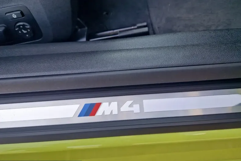 BMW M4 (Seria 4) din 2024 cu 9.800 km - oferta BMW217237 - foto 20
