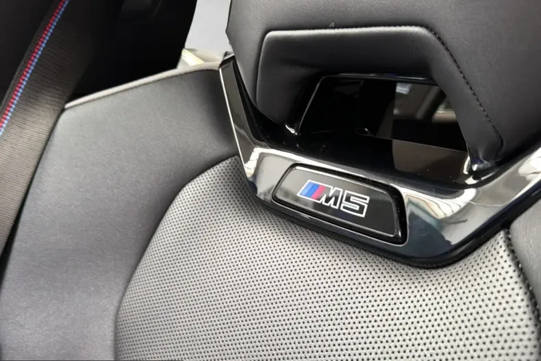 BMW M5 (Seria 5) din 2025 cu 11.800 km - oferta BMW217240 - foto 15