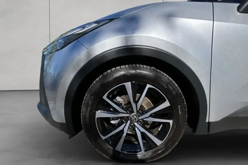 Toyota C-HR din 2025 cu 8.126 km - oferta TOY217252 - foto 18