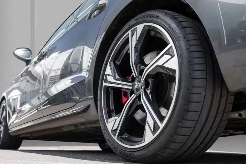 Audi A4 din 2023 cu 36.348 km - oferta AUD217276 - foto 4