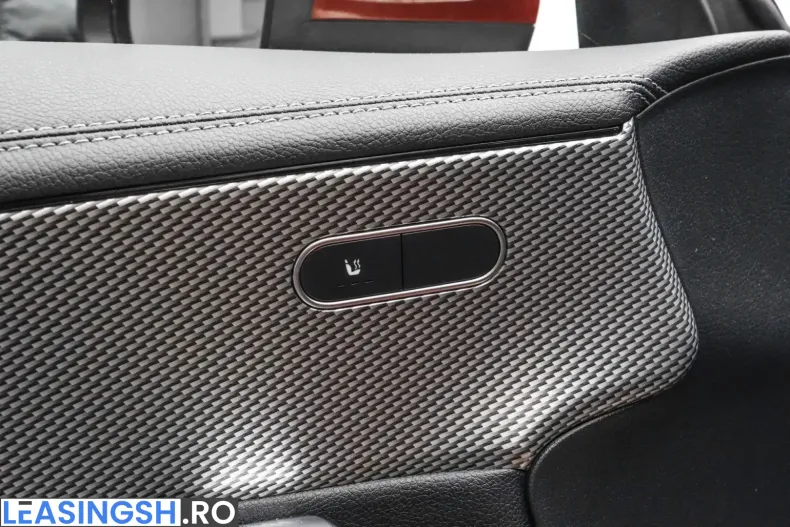 Mercedes-Benz CLA 200 (Clasa CLA) din 2023 cu 40.000 km - oferta MER217279 - foto 24
