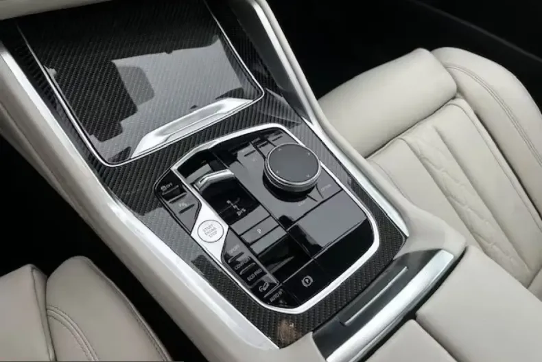 BMW X6 (Seria X) din 2025 cu 5.900 km - oferta BMW217283 - foto 16