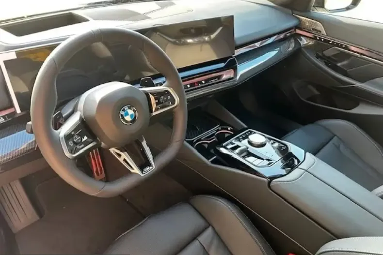 BMW 520 (Seria 5) din 2025 cu 7.900 km - oferta BMW217285 - foto 11