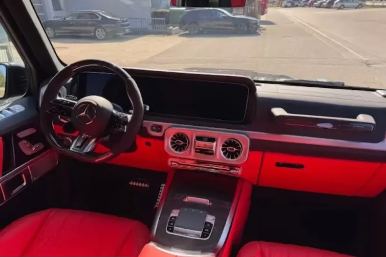 Mercedes-Benz G 63 AMG (Clasa G) din 2026 cu 10 km - oferta MER217286 - foto 11