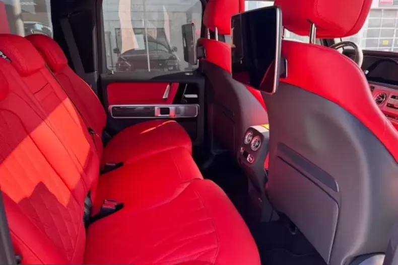 Mercedes-Benz G 63 AMG (Clasa G) din 2026 cu 10 km - oferta MER217286 - foto 12