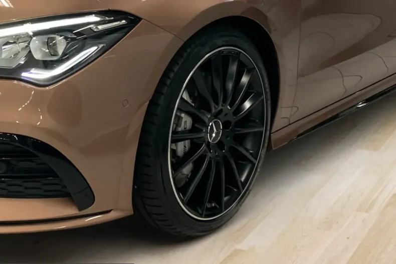 Mercedes-Benz CLA 35 AMG Shooting Brake (Clasa CLA) din 2023 cu 22.492 km - oferta MER217292 - foto 6
