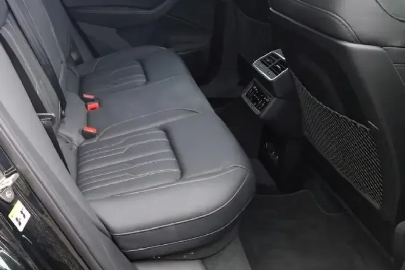 Audi Q8 din 2023 cu 26.094 km - oferta AUD217295 - foto 5