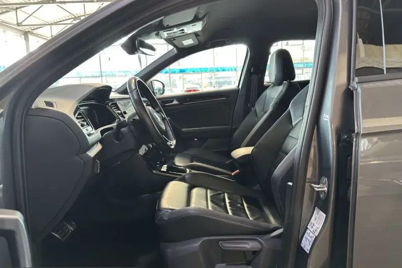 Volkswagen T-Roc din 2022 cu 52.520 km - oferta VOL217300 - foto 9