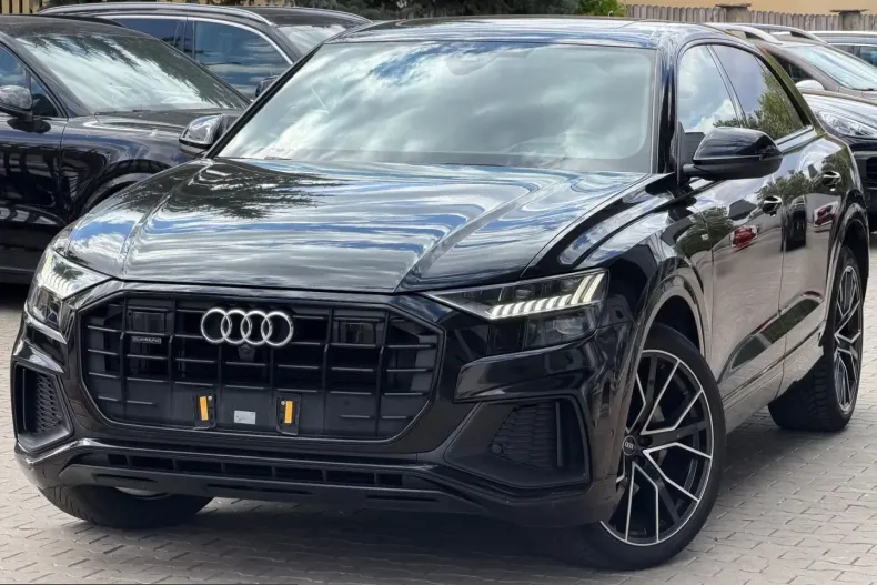 Audi Q8 din 2023 cu 86.035 km - oferta AUD217302 - foto 1