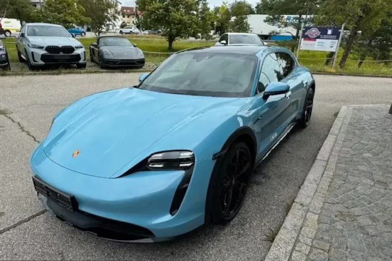 Porsche Taycan din 2023 cu 50 km - oferta POR217317 - foto 1
