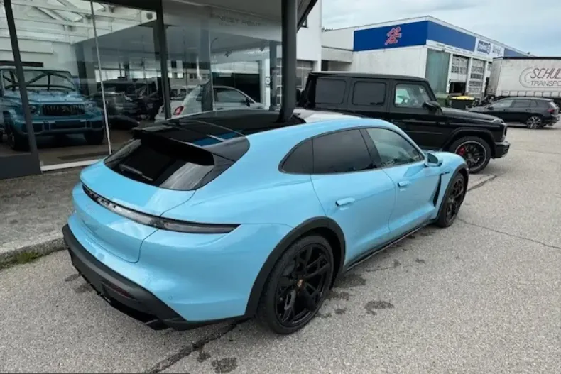 Porsche Taycan din 2023 cu 50 km - oferta POR217317 - foto 3
