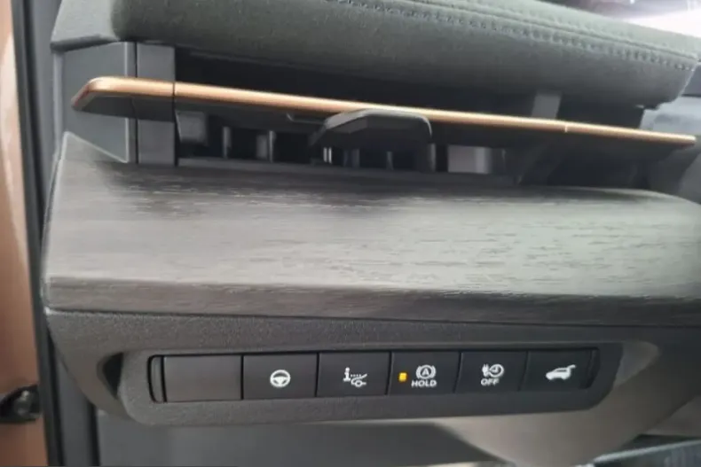 Nissan Ariya din 2024 cu 8.594 km - oferta NIS217318 - foto 24