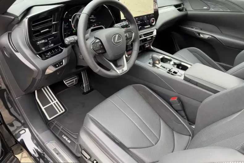 Lexus RX 500 din 2025 cu 5 km - oferta LEX217320 - foto 9
