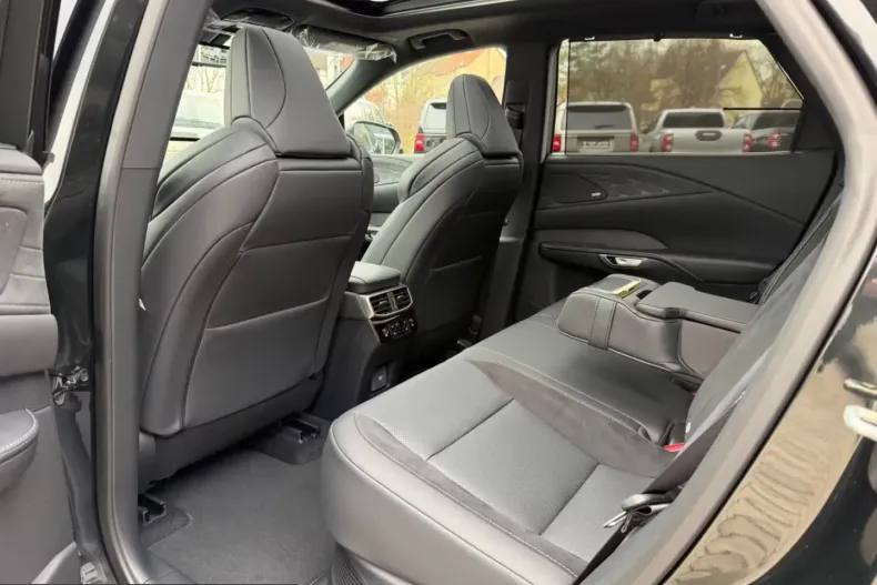 Lexus RX 500 din 2025 cu 5 km - oferta LEX217320 - foto 14