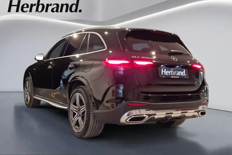 Mercedes-Benz GLC 300 (Clasa GLC) din 2025 cu 38.483 km - oferta MER217334 - foto 4