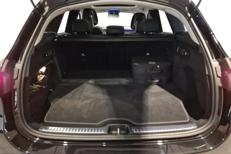 Mercedes-Benz GLC 300 (Clasa GLC) din 2025 cu 38.483 km - oferta MER217334 - foto 6