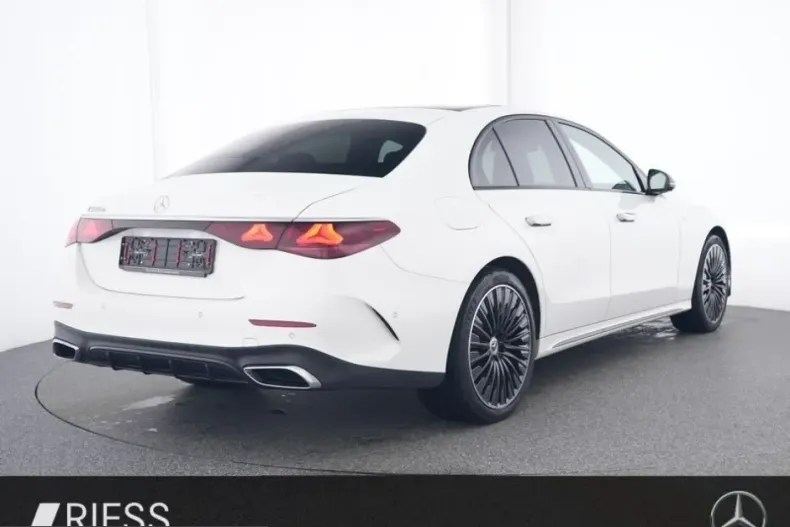 Mercedes-Benz E 300 (Clasa E) din 2025 cu 44.829 km - oferta MER217339 - foto 2