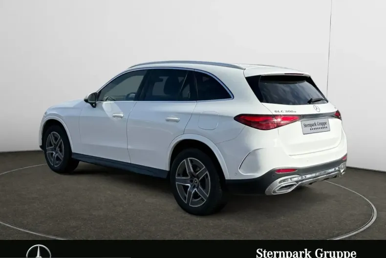 Mercedes-Benz GLC 300 (Clasa GLC) din 2024 cu 32.900 km - oferta MER217341 - foto 3