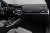 BMW M4 (Seria 4) din 2022 cu 21.043 km - oferta BMW217343 - foto 17