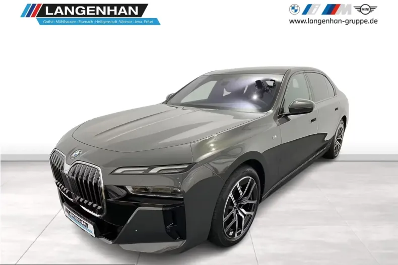 BMW 740 (Seria 7) din 2025 cu 40.065 km - oferta BMW217344 - foto 2