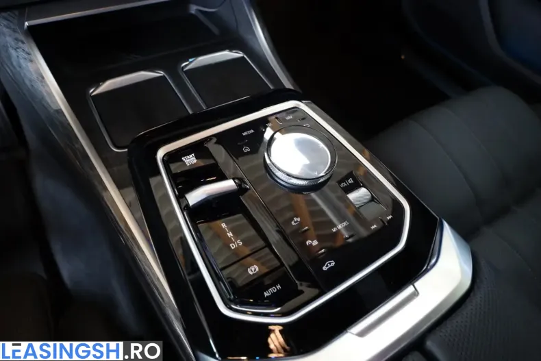 BMW 740 (Seria 7) din 2025 cu 41.980 km - oferta BMW217348 - foto 18