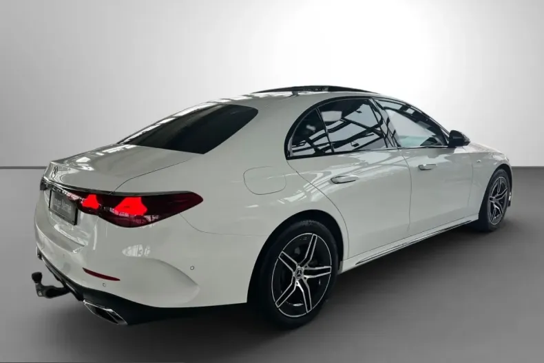 Mercedes-Benz E 300 (Clasa E) din 2025 cu 14.427 km - oferta MER217349 - foto 5