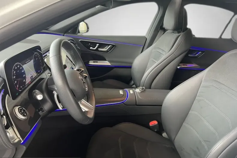 Mercedes-Benz E 300 (Clasa E) din 2025 cu 14.427 km - oferta MER217349 - foto 14
