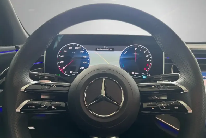 Mercedes-Benz E 300 (Clasa E) din 2025 cu 14.427 km - oferta MER217349 - foto 18