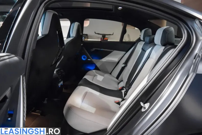 BMW M5 (Seria 5) din 2025 cu 6.900 km - oferta BMW217367 - foto 9