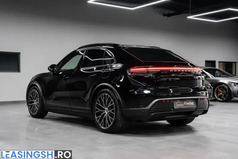 Porsche Macan din 2025 cu 9.900 km - oferta POR217368 - foto 7