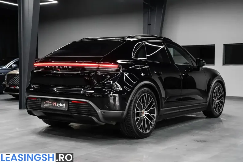 Porsche Macan din 2025 cu 9.900 km - oferta POR217368 - foto 9