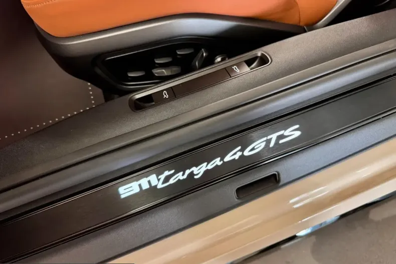 Porsche 992 din 2025 cu 3.958 km - oferta POR217370 - foto 11