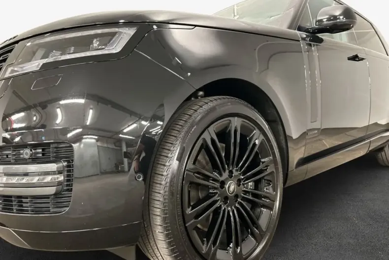 Land Rover Range Rover din 2025 cu 24.659 km - oferta LAN217375 - foto 12