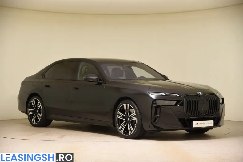 BMW 740 (Seria 7) din 2025 cu 4.990 km - oferta BMW217376 - foto 1