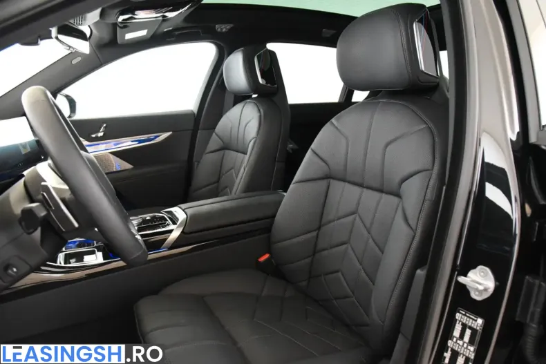 BMW 740 (Seria 7) din 2025 cu 4.990 km - oferta BMW217376 - foto 5
