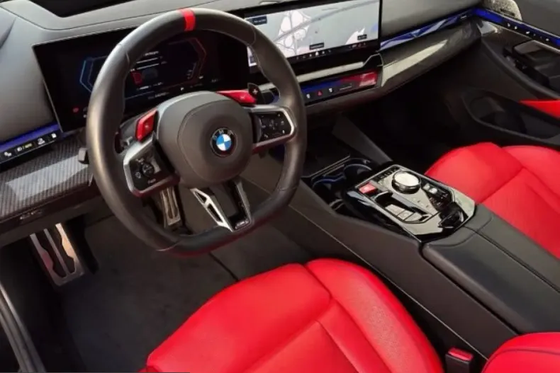 BMW M5 (Seria 5) din 2025 cu 24.273 km - oferta BMW217378 - foto 6