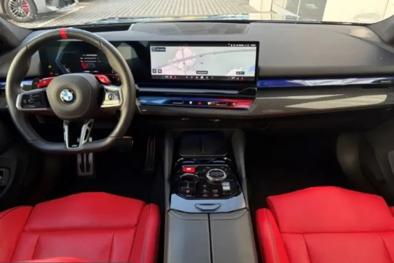 BMW M5 (Seria 5) din 2025 cu 24.273 km - oferta BMW217378 - foto 7