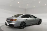 BMW M760 (Seria 7) din 2025 cu 15.295 km - oferta BMW217382 - foto 3