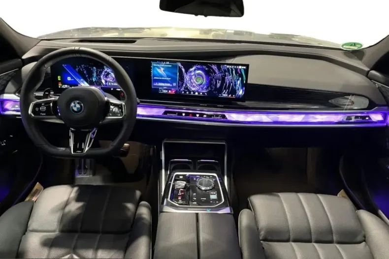 BMW M760 (Seria 7) din 2025 cu 15.295 km - oferta BMW217382 - foto 5
