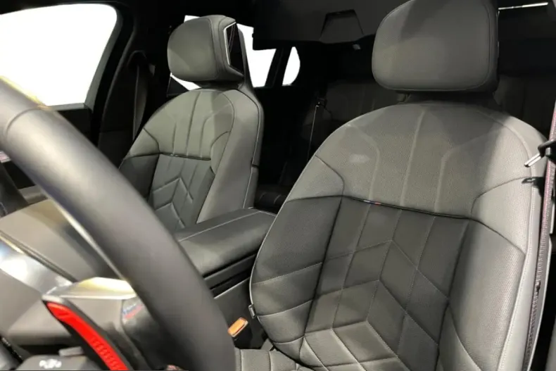 BMW M760 (Seria 7) din 2025 cu 15.295 km - oferta BMW217382 - foto 6