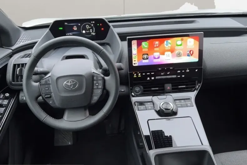 Toyota bZ4X din 2023 cu 25.000 km - oferta TOY217383 - foto 9