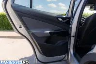 Volkswagen ID.4 din 2023 cu 23.200 km - oferta VOL217391 - foto 32