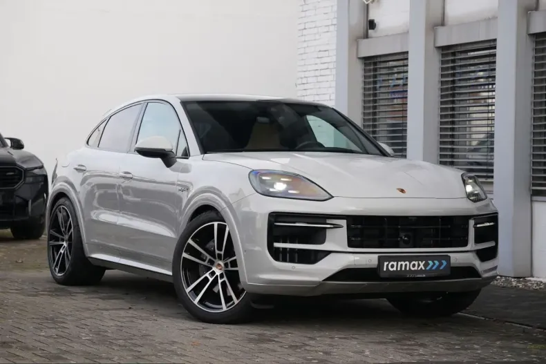 Porsche Cayenne din 2025 cu 12.000 km - oferta POR217397 - foto 6