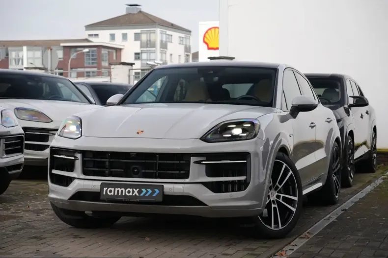 Porsche Cayenne din 2025 cu 12.000 km - oferta POR217397 - foto 18