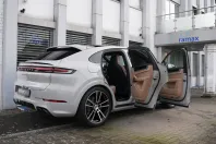 Porsche Cayenne din 2025 cu 12.000 km - oferta POR217397 - foto 19