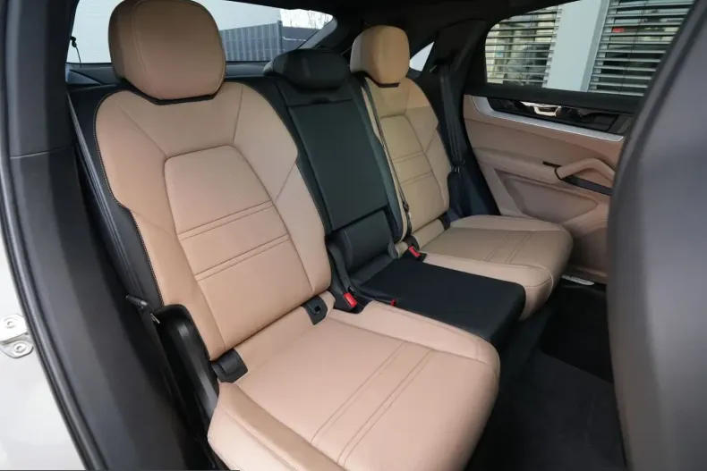Porsche Cayenne din 2025 cu 12.000 km - oferta POR217397 - foto 35