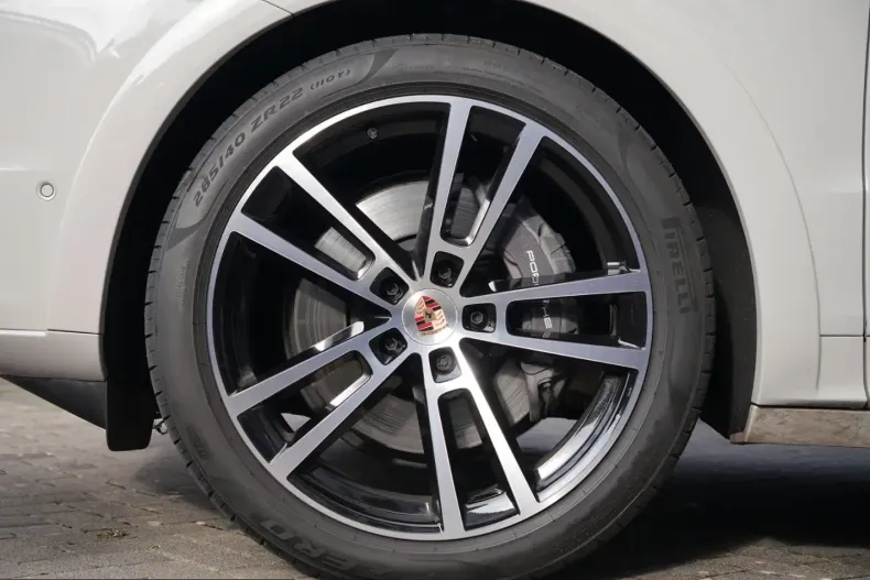 Porsche Cayenne din 2025 cu 12.000 km - oferta POR217397 - foto 41